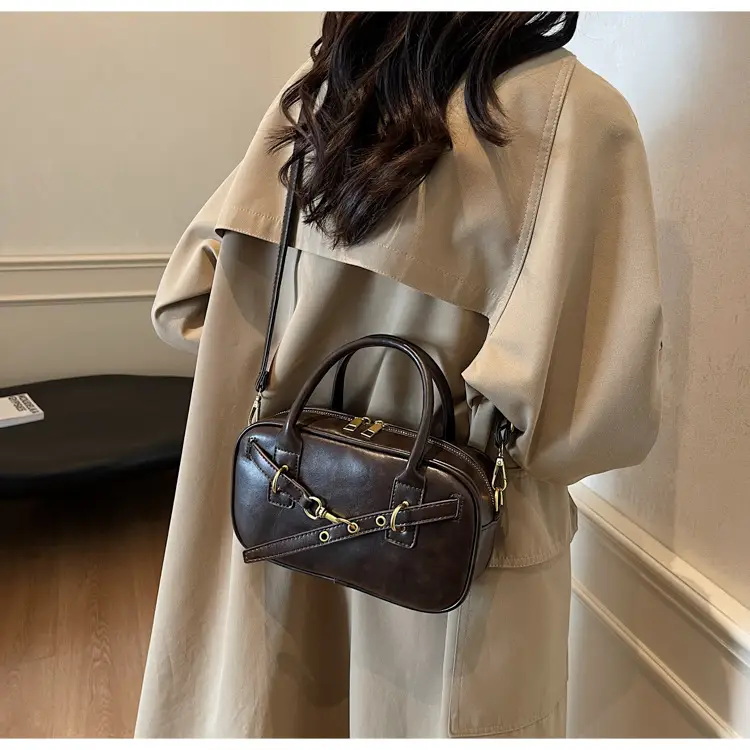 Korean Style Shoulder Bag Women 2024 Autumn Brown Black — feature 28