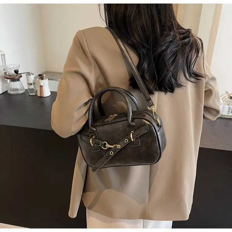 Korean Style Shoulder Bag Women 2024 Autumn Brown Black — feature 31