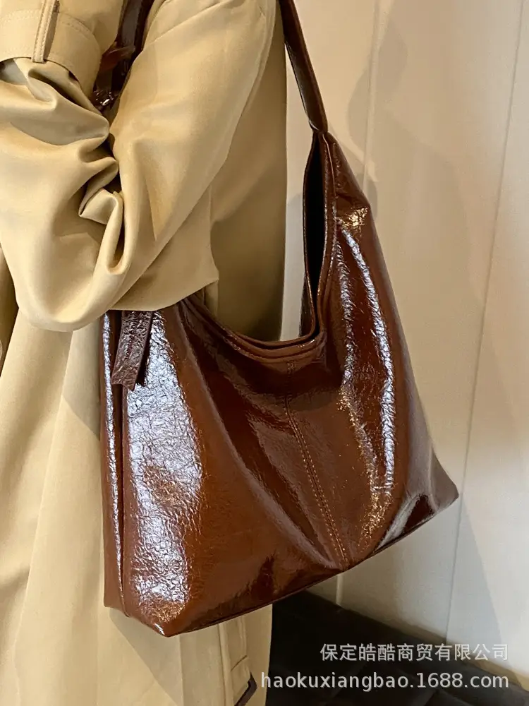 Brown Leather Shoulder Bag for Women 2024 - Image 9