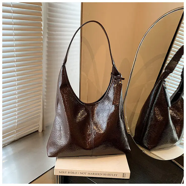 Brown Leather Shoulder Bag for Women 2024 — feature 14