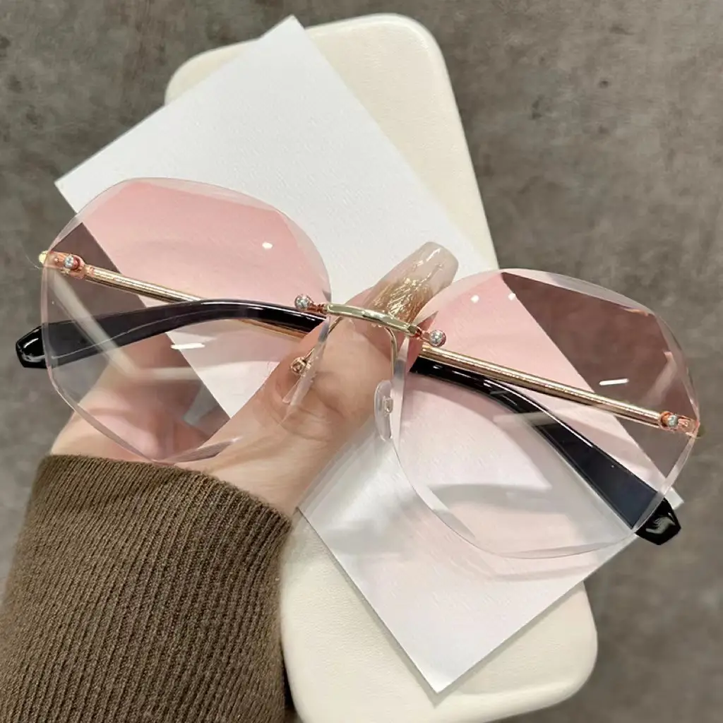 Women's Pink Gradient Polygon Sunglasses Anti-UV - Image 10