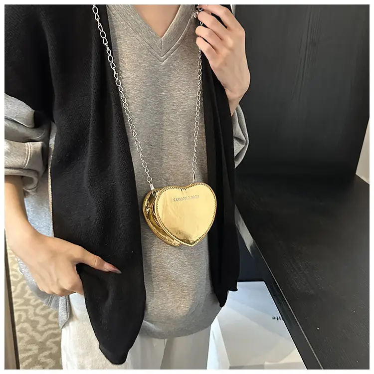 Red Heart-Shaped Mini Love Messenger Bag 2024 — feature 21