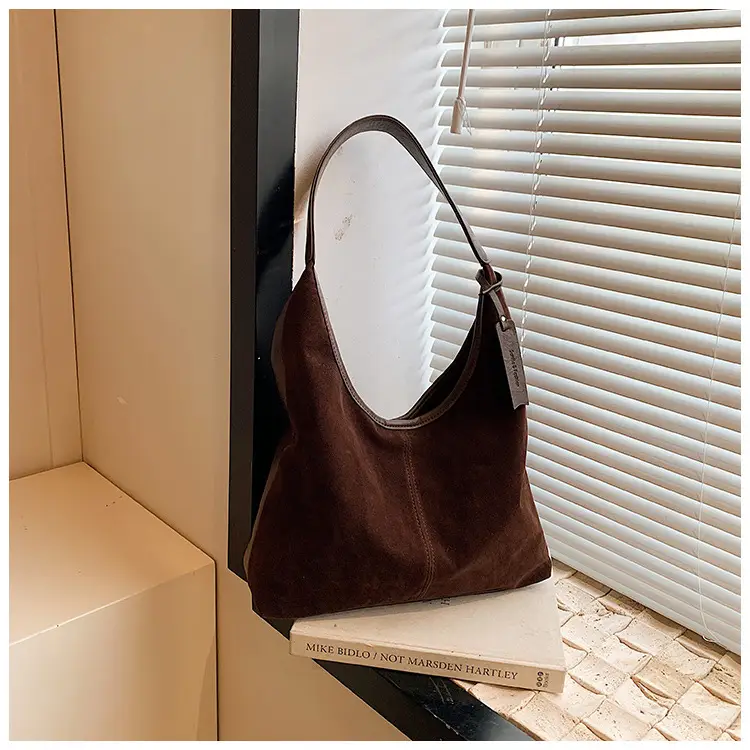 Frosted Retro Bag Large Capacity Casual Shoulder Bag — feature 18