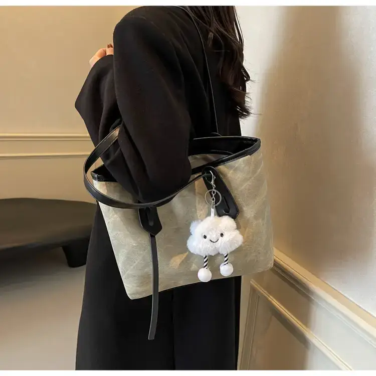 Women's Retro Fashion Shoulder Bag with Cloud Charm — feature 24