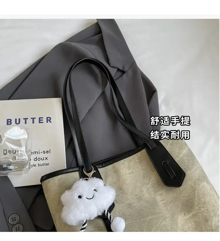 Women's Retro Fashion Shoulder Bag with Cloud Charm — feature 4