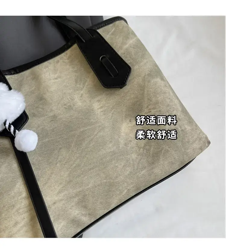 Women's Retro Fashion Shoulder Bag with Cloud Charm — feature 5