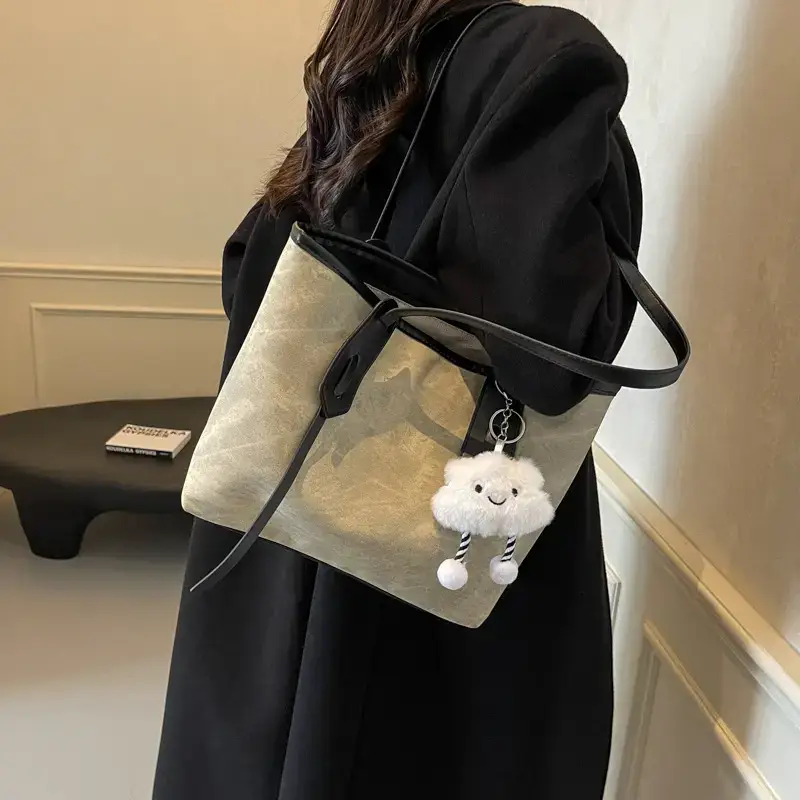 Women's Retro Fashion Shoulder Bag with Cloud Charm - Image 8