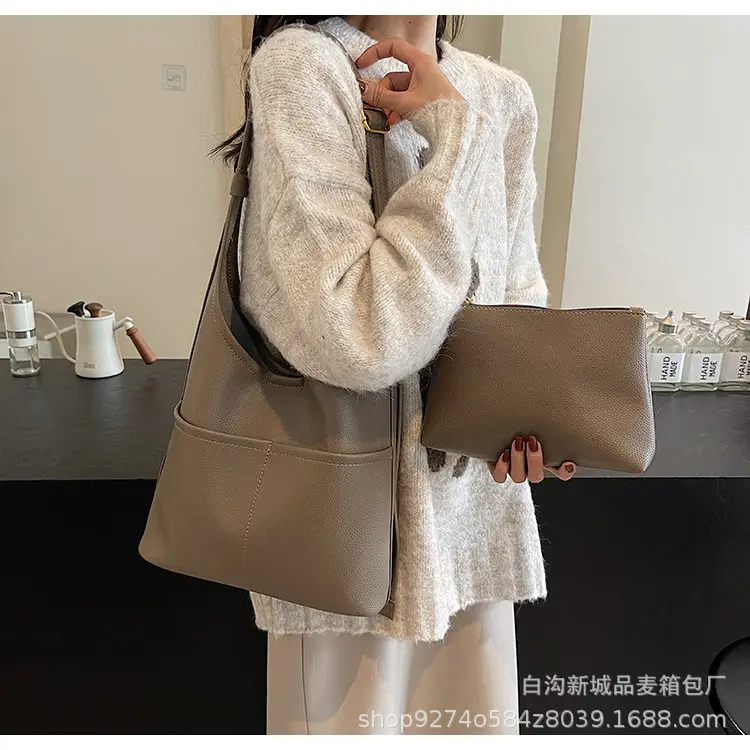 Women Large Capacity Shoulder Bag Brown New Fashion — feature 29