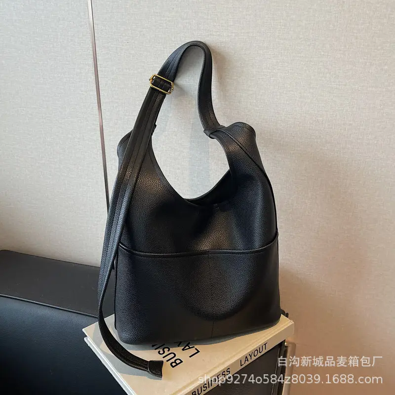 Women Large Capacity Shoulder Bag Brown New Fashion - Image 2