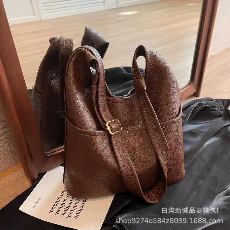 Women Large Capacity Shoulder Bag Brown New Fashion - Image 3