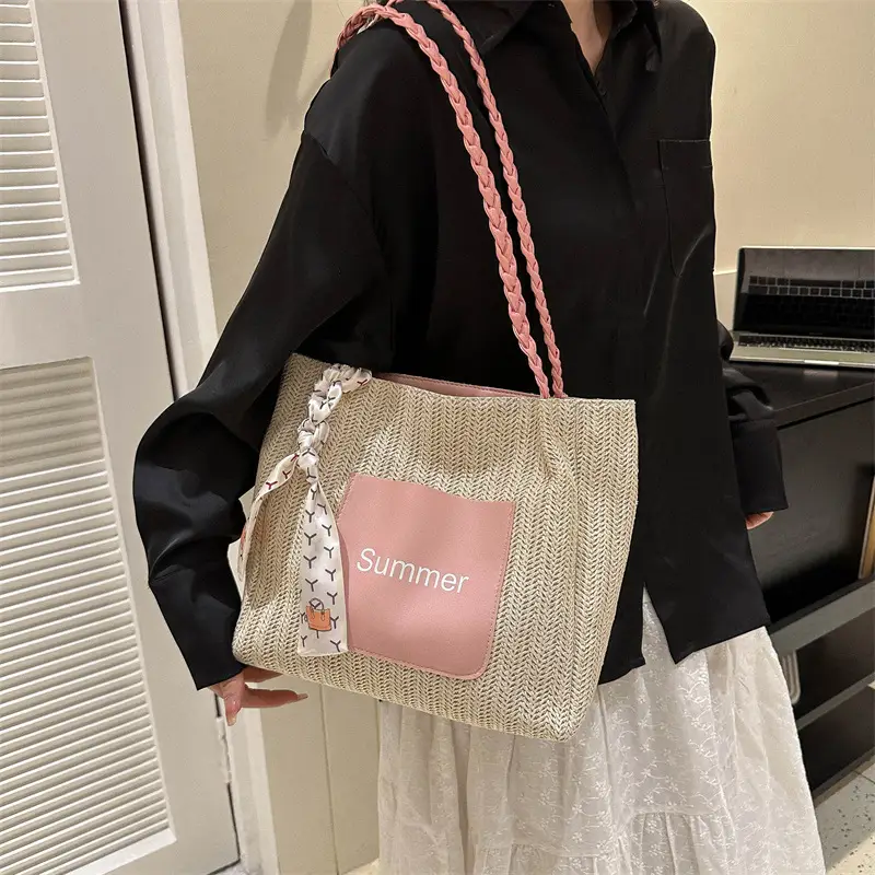 Summer woven tote bag with braided handles - Image 7