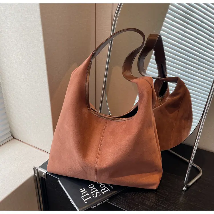 Women's Suede Shoulder Bag Large Capacity 2024 — feature 17