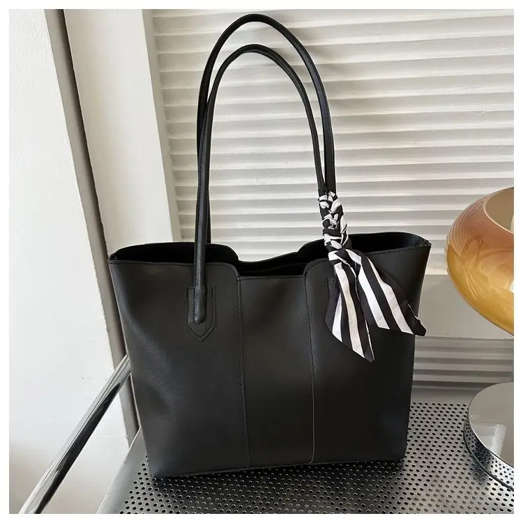 Women's Cream Textured Shoulder Bag with Checkered Bow - Image 7