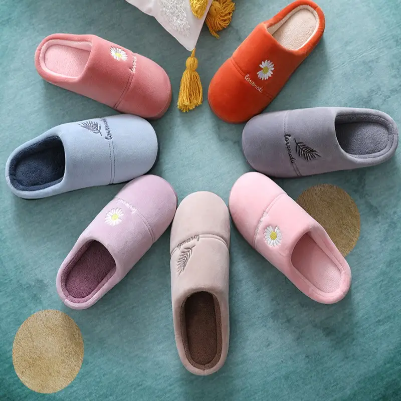 Cotton Slippers Autumn and Winter Women's New Men's Home Indoor and Outdoor Thick-Soled Thickened Warm Cotton Slippers Wholesale