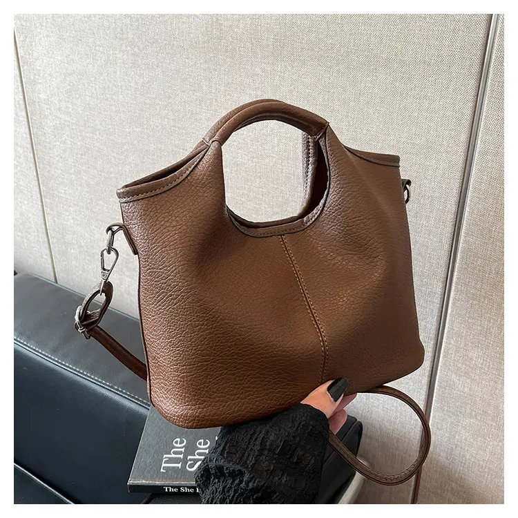 Black Leather Shoulder Bag for Women 2024 — feature 19