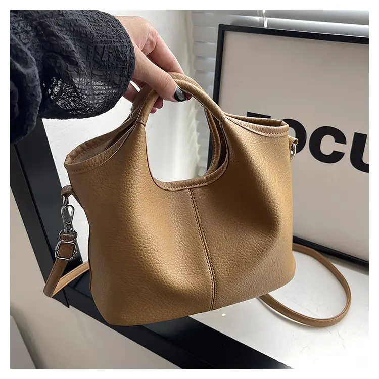 Black Leather Shoulder Bag for Women 2024 — feature 21