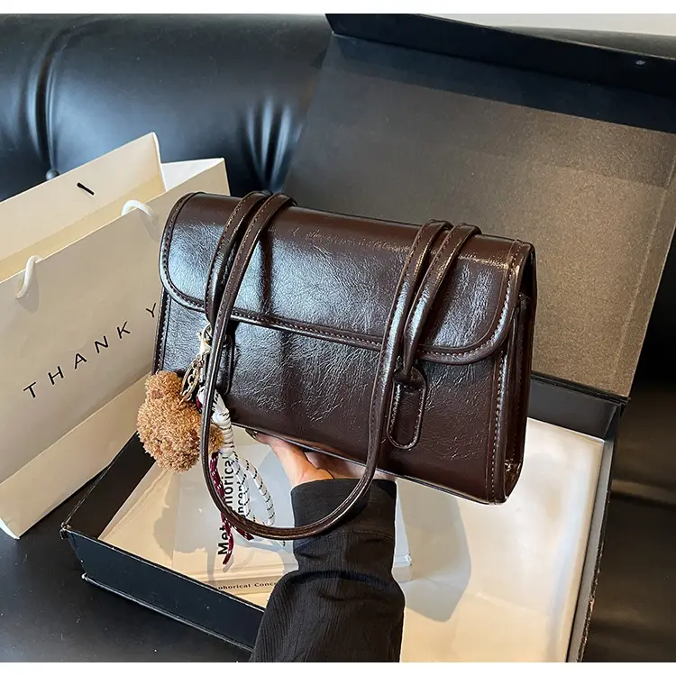 Women Cross-Border Retro Brown Shoulder Bag 2026 — feature 10