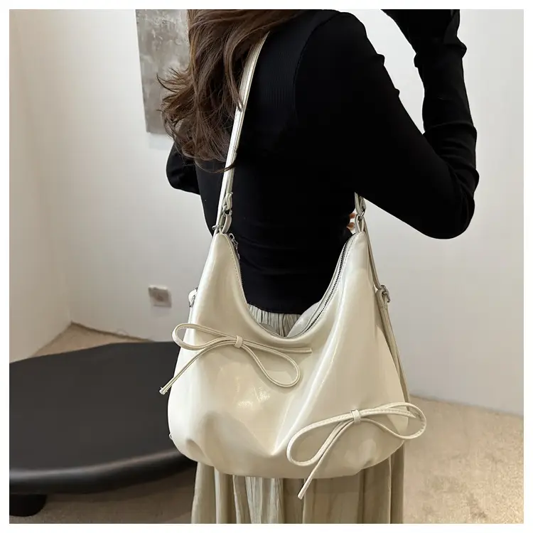 Golden French Style Pleated Shoulder Bag - Image 8