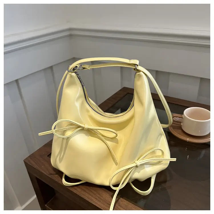 Golden French Style Pleated Shoulder Bag - Image 4