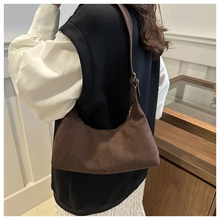Black Frosted Shoulder Crossbody Bag Large Capacity — feature 43