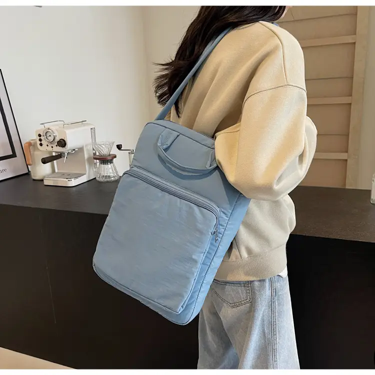 Women's Large Capacity Nylon Shoulder Bag Cream — feature 47