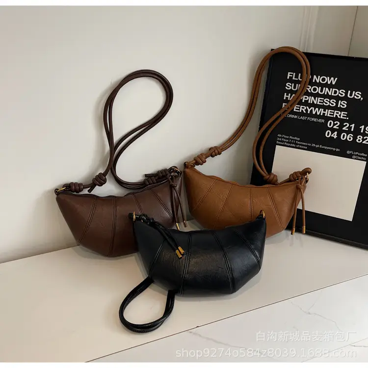 Brown Leather Niche Shoulder Messenger Bag — feature 12