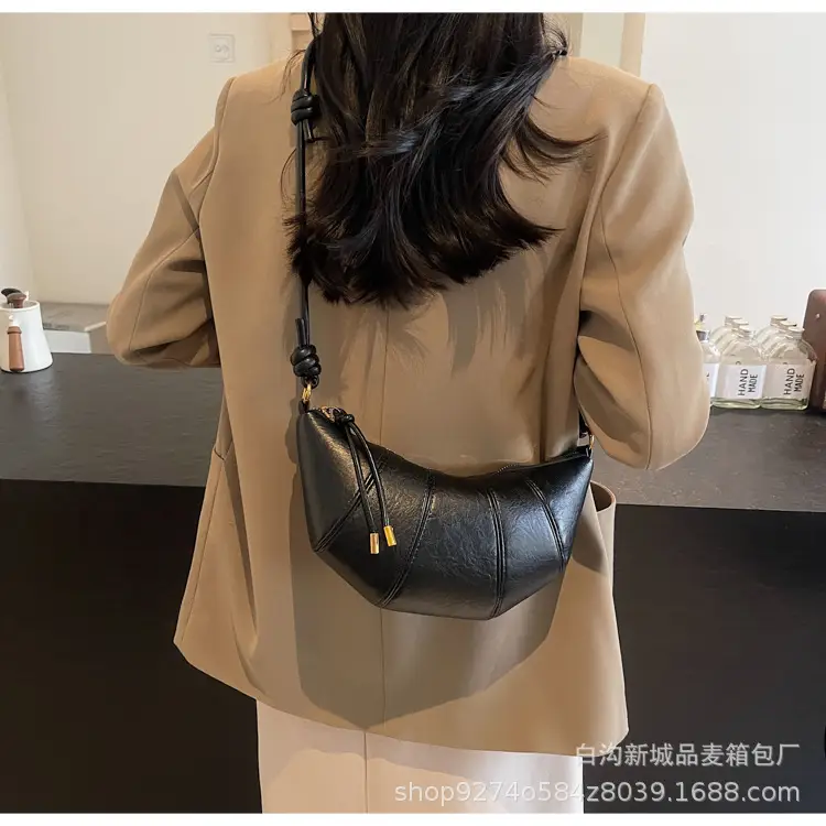 Brown Leather Niche Shoulder Messenger Bag — feature 24