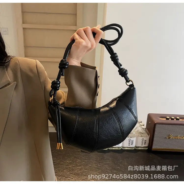 Brown Leather Niche Shoulder Messenger Bag — feature 28