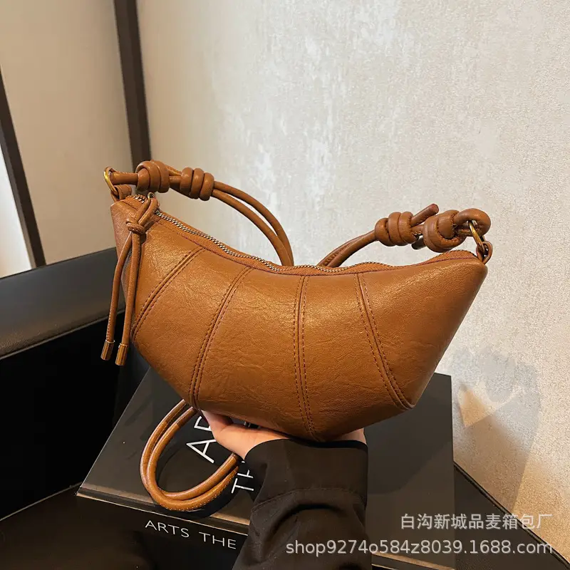 Brown Leather Niche Shoulder Messenger Bag