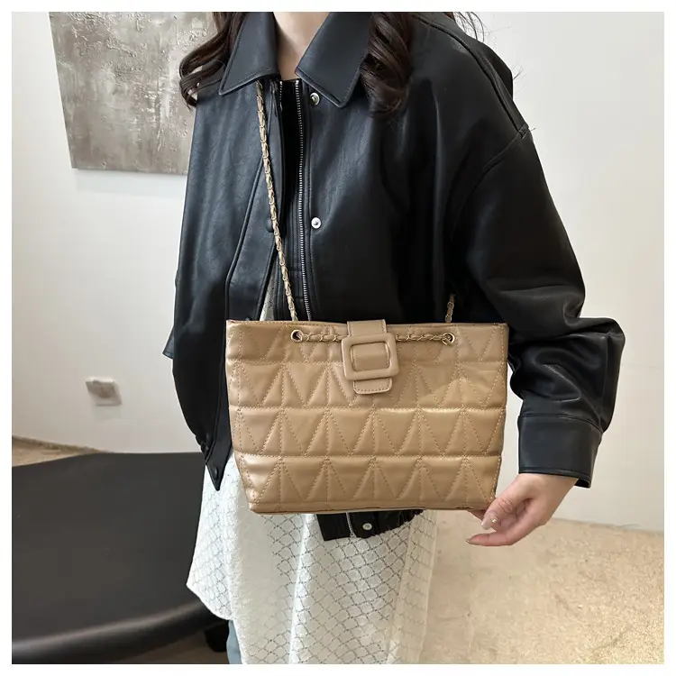 Chanel Style Rhombic Chain Bag Women 2024 — feature 14