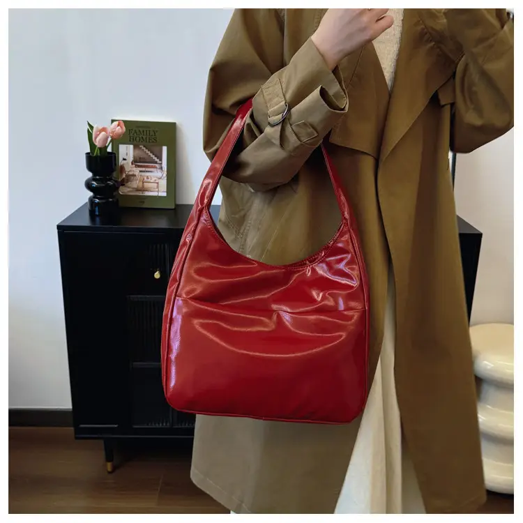 Silver Textured Large Capacity Shoulder Bag for Women — feature 17