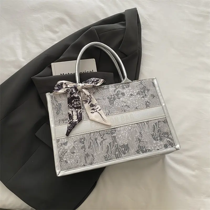 Women Embroidered Tote Bag Black 2024 - Image 2