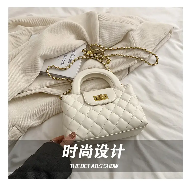 Women Quilted White Commuter Bag with Chain Strap — feature 11