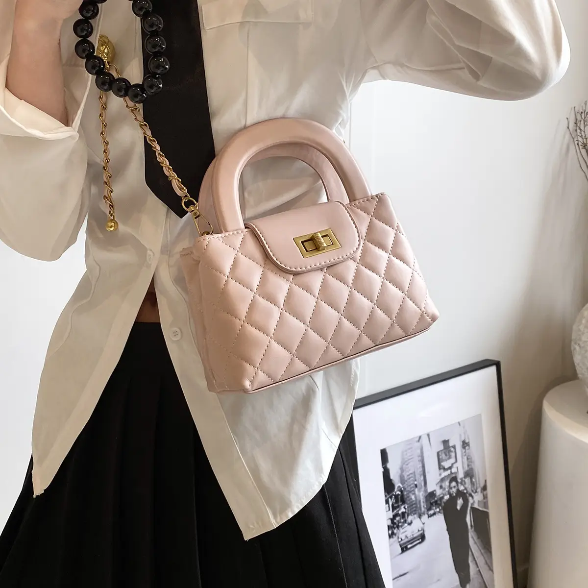 Women Quilted White Commuter Bag with Chain Strap - Image 3