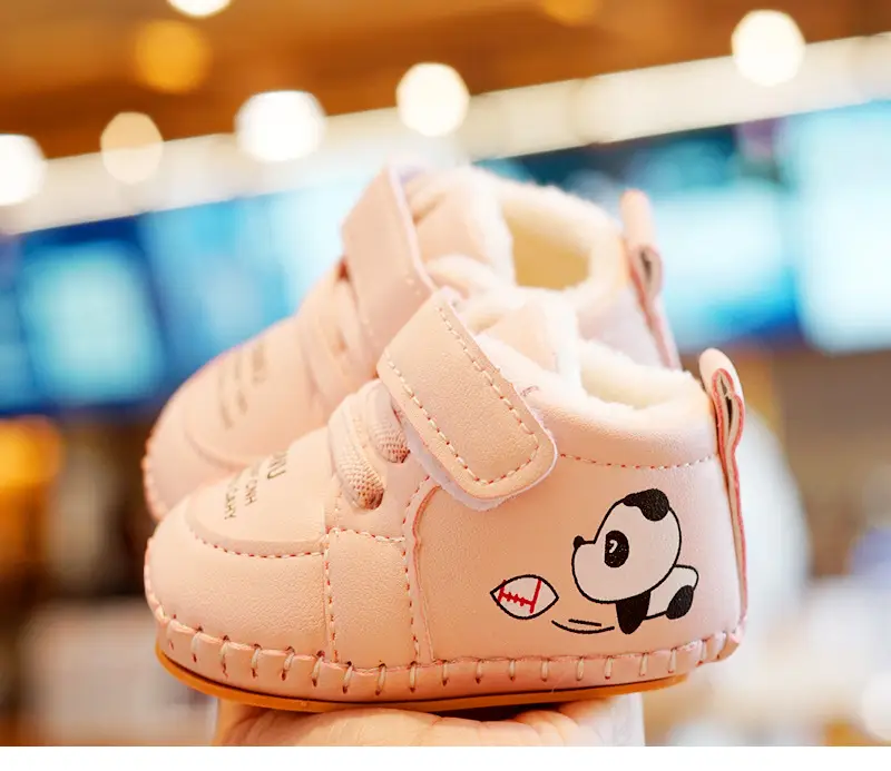 Baby Shoes White Fleece Lined Toddler 0-1 Yr Cartoon — feature 5