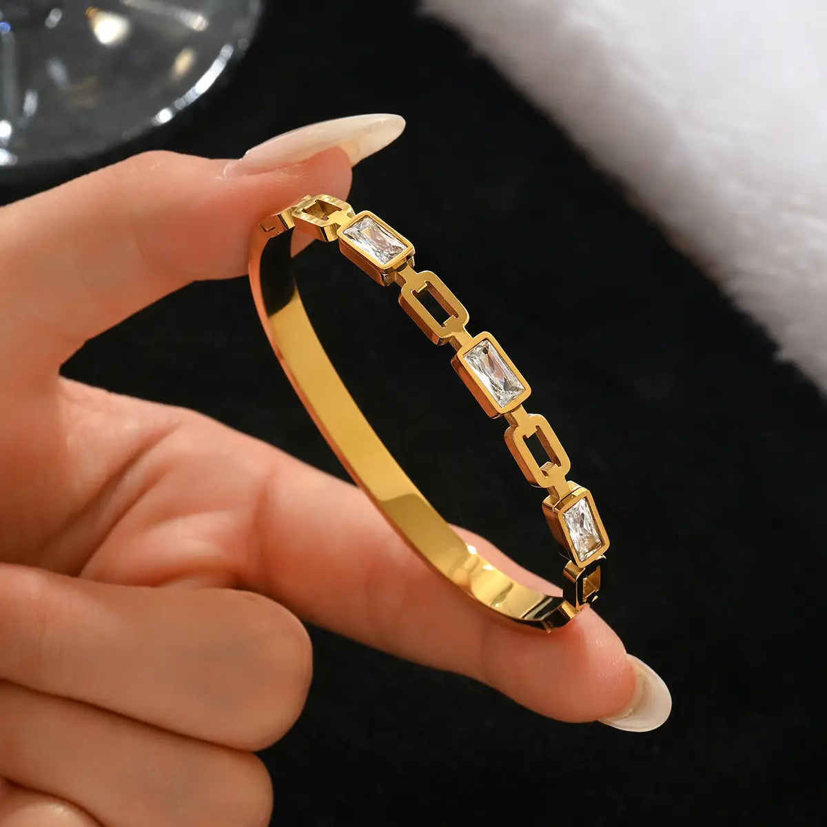18K Gold Stainless Steel Bracelet with Crystal Accents - Image 112