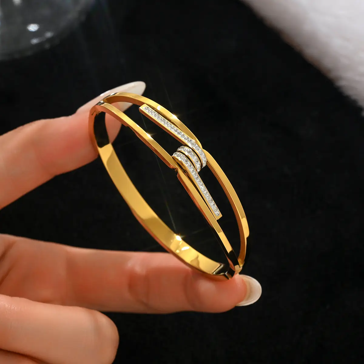 18K Gold Stainless Steel Bracelet with Crystal Accents - Image 126