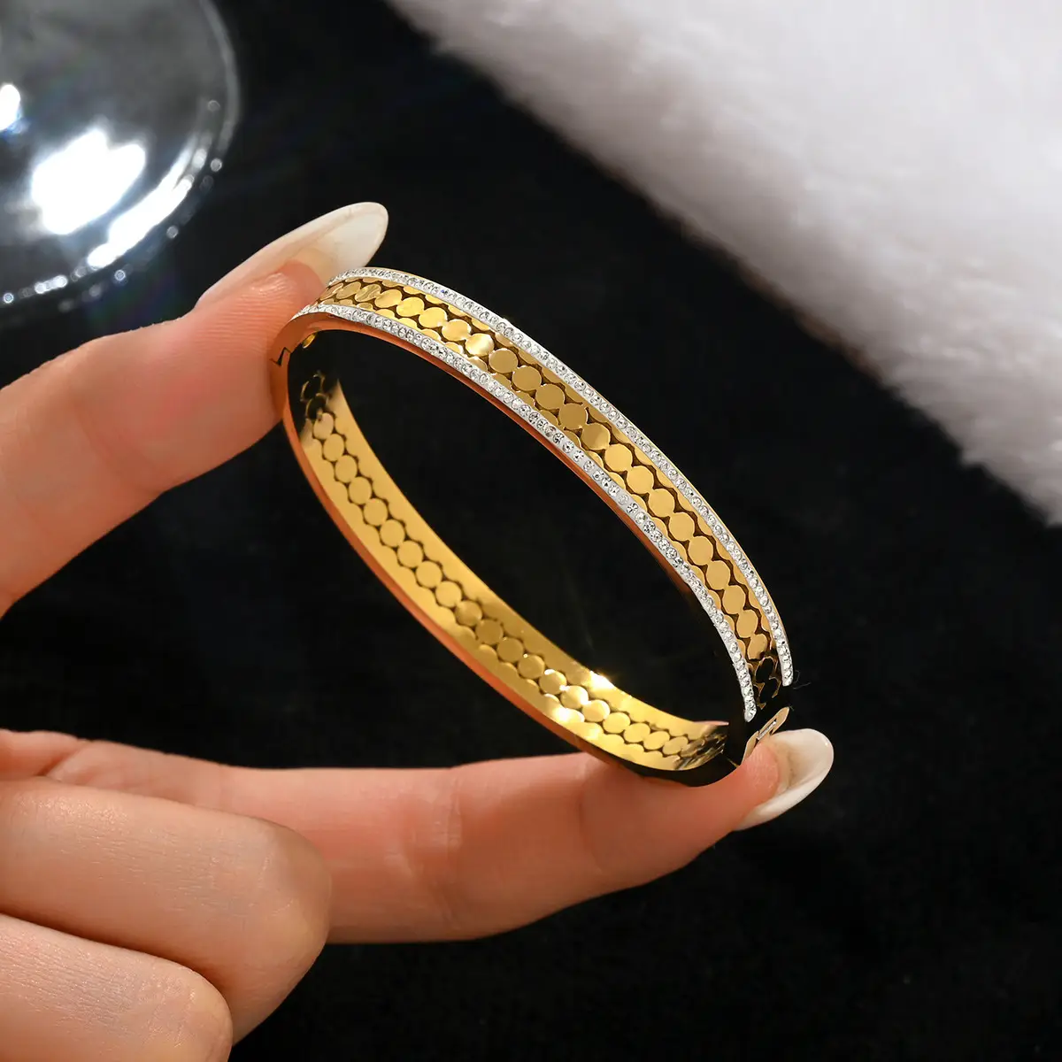 18K Gold Stainless Steel Bracelet with Crystal Accents - Image 136