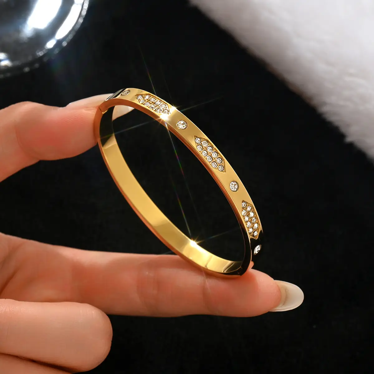 18K Gold Stainless Steel Bracelet with Crystal Accents - Image 139