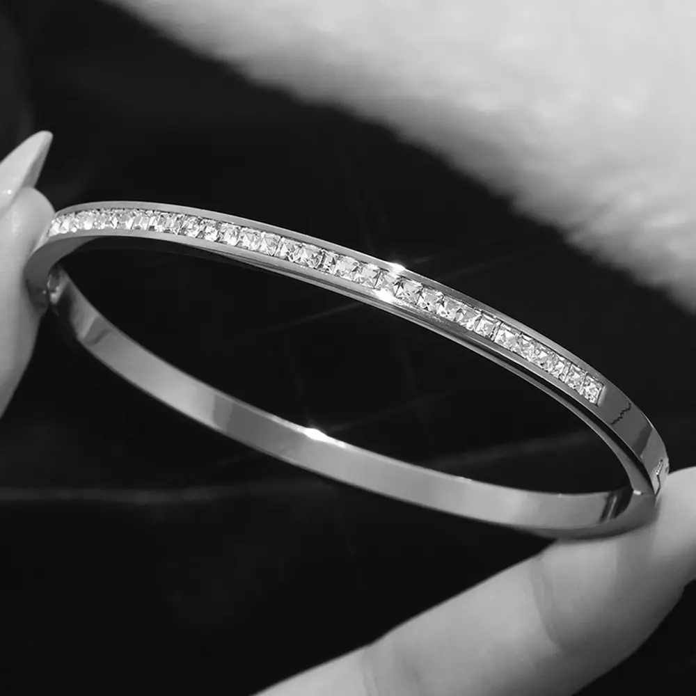 18K Gold Stainless Steel Bracelet with Crystal Accents - Image 21