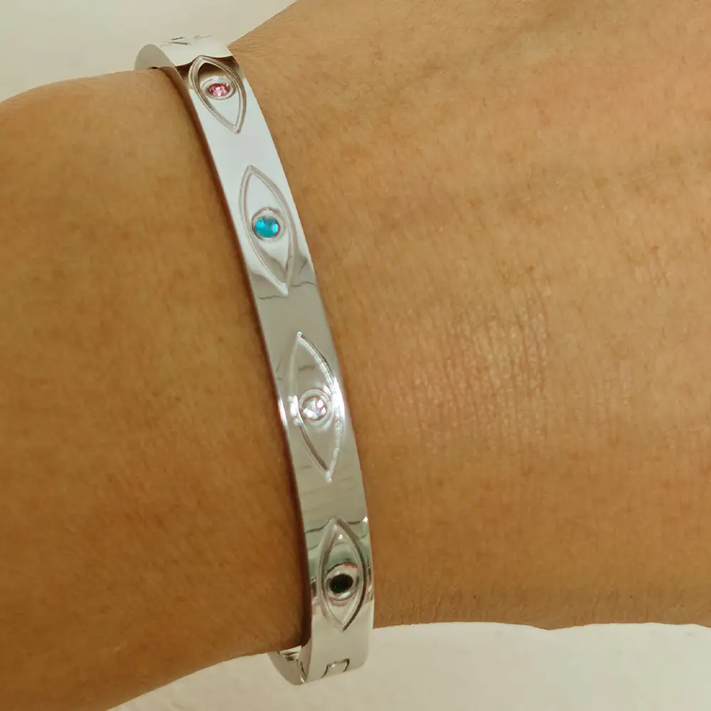 18K Gold Stainless Steel Bracelet with Crystal Accents - Image 26