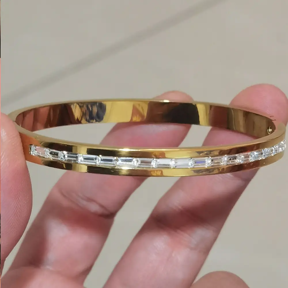 18K Gold Stainless Steel Bracelet with Crystal Accents - Image 32