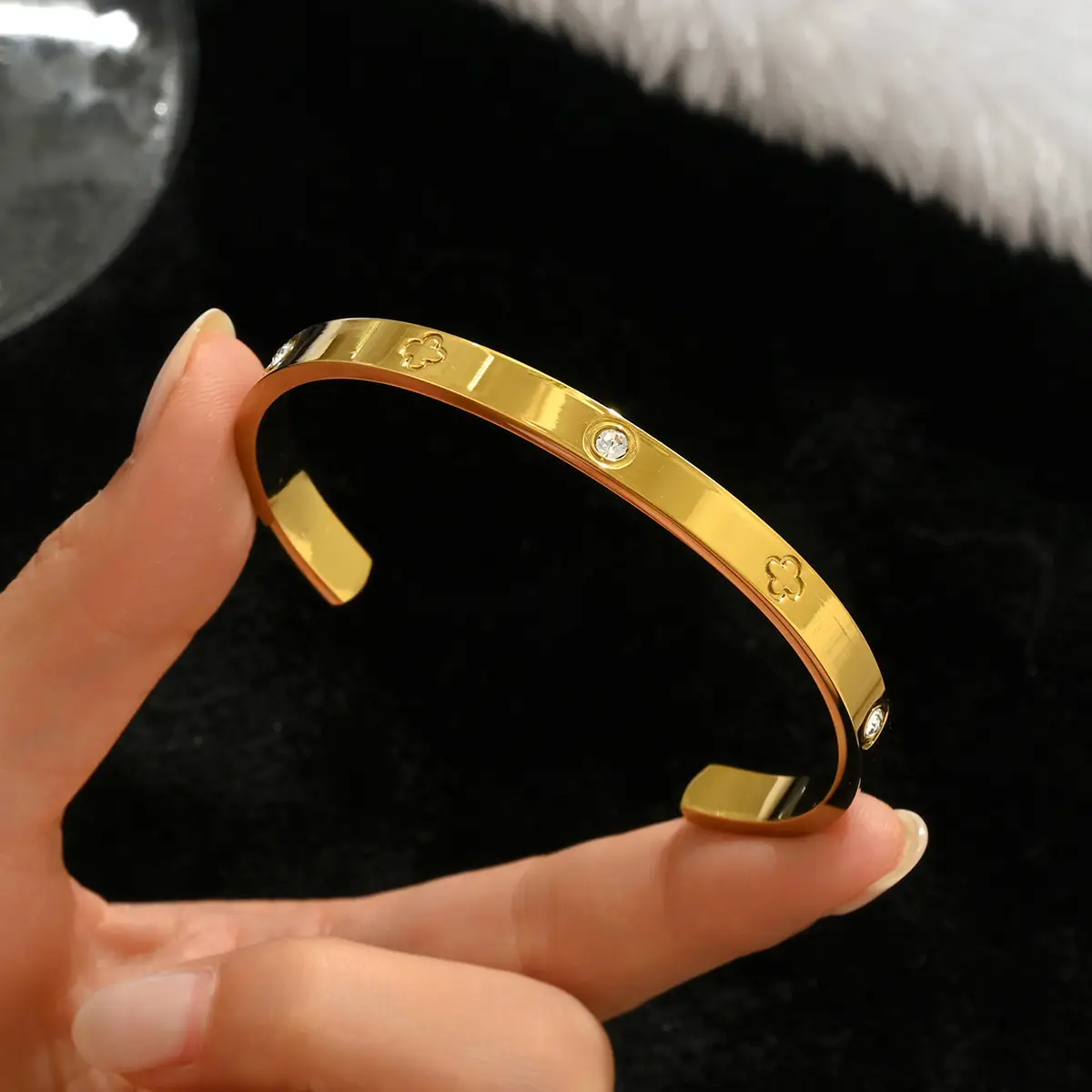 18K Gold Stainless Steel Bracelet with Crystal Accents - Image 68