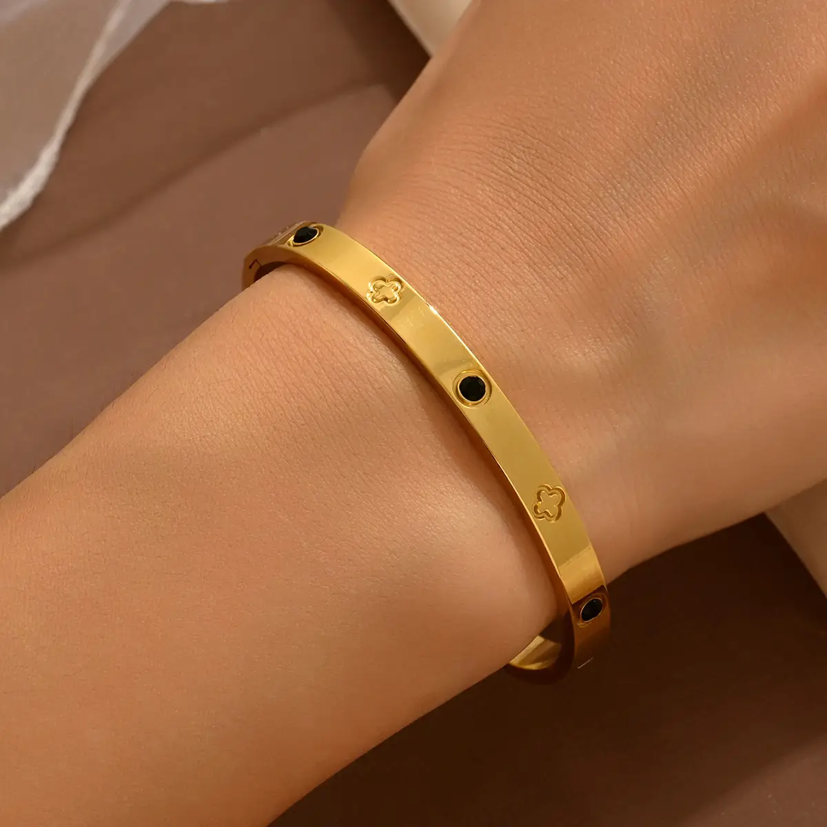 18K Gold Stainless Steel Bracelet with Crystal Accents - Image 82