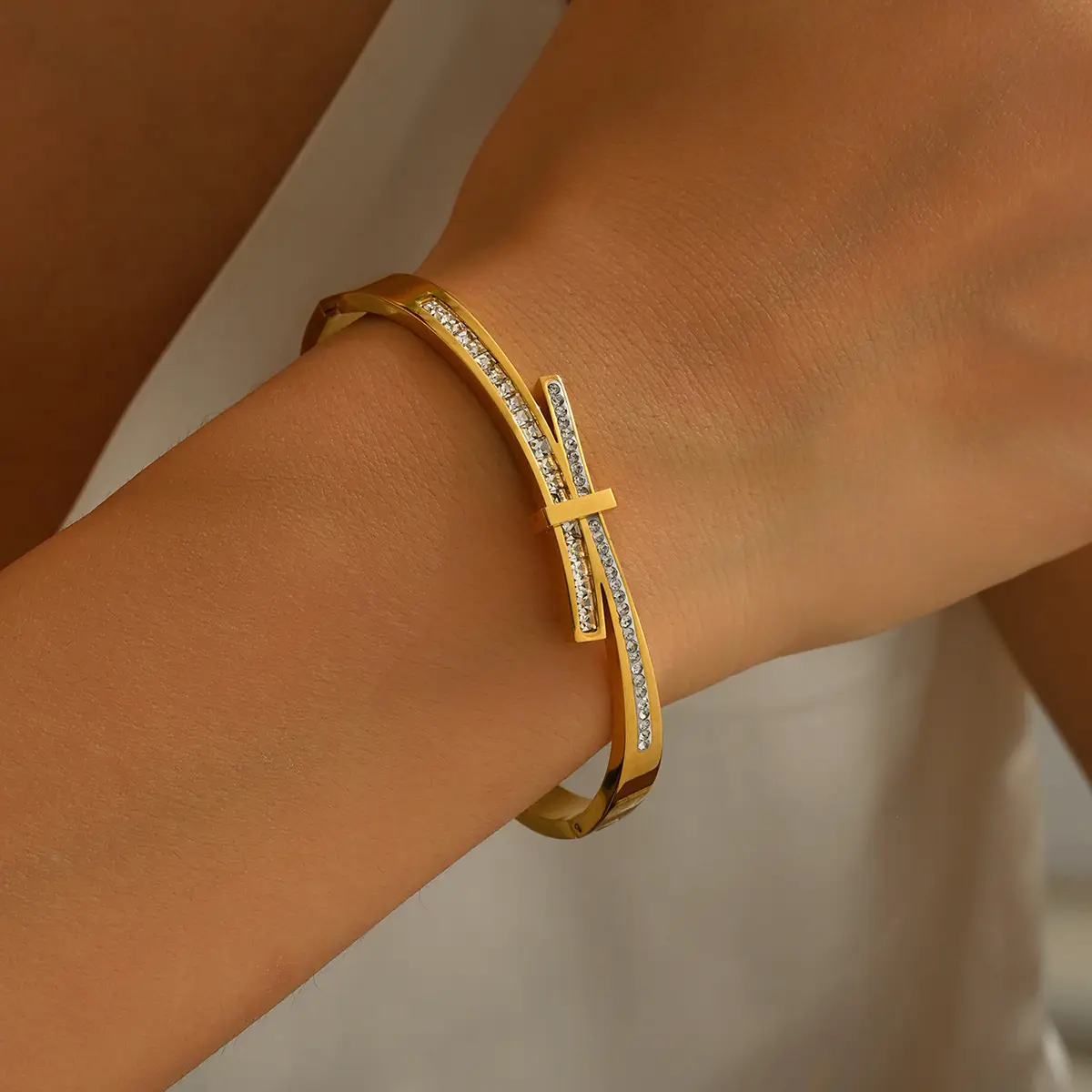 18K Gold Stainless Steel Bracelet with Crystal Accents - Image 97