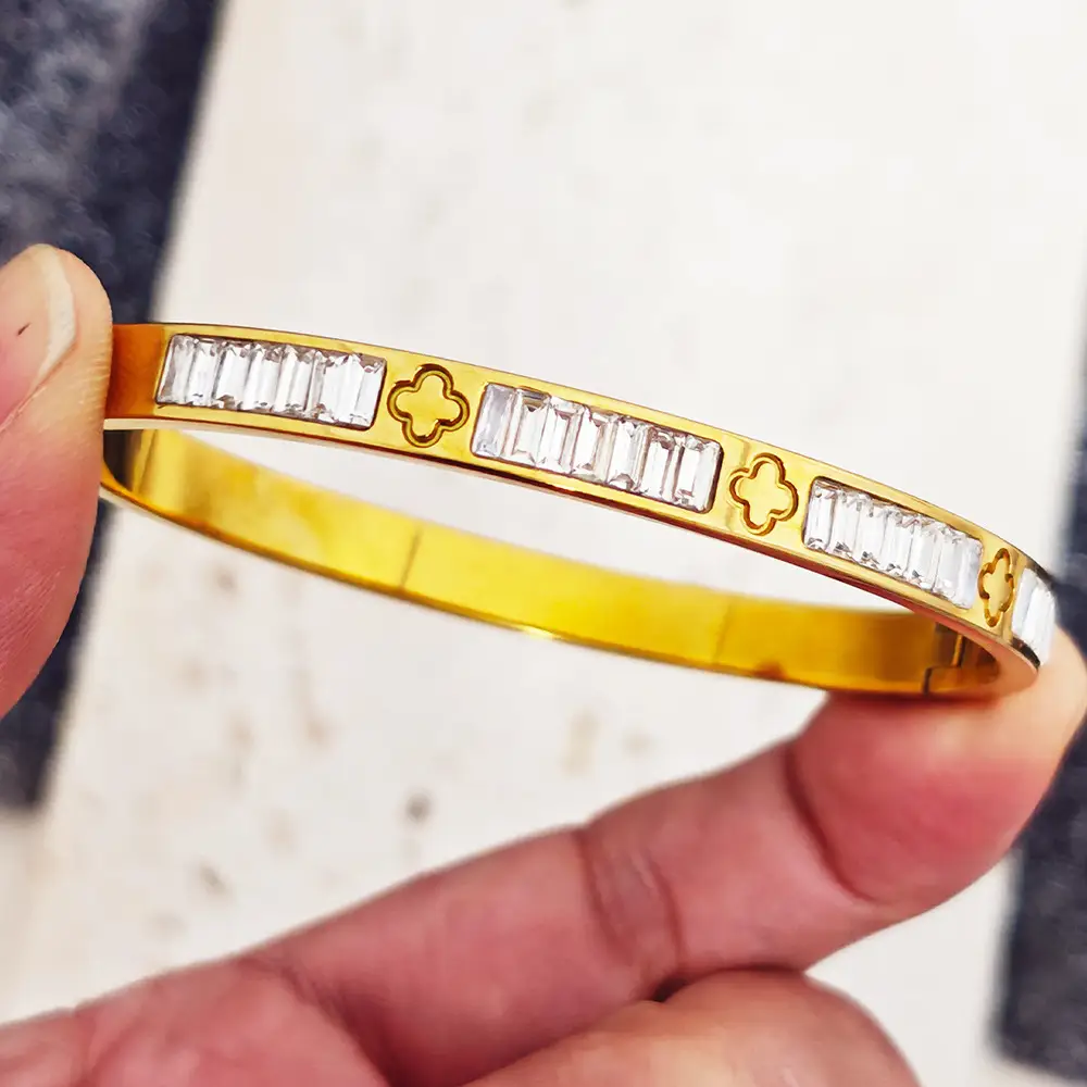 18K Gold Stainless Steel Bracelet with Crystal Accents - Image 99