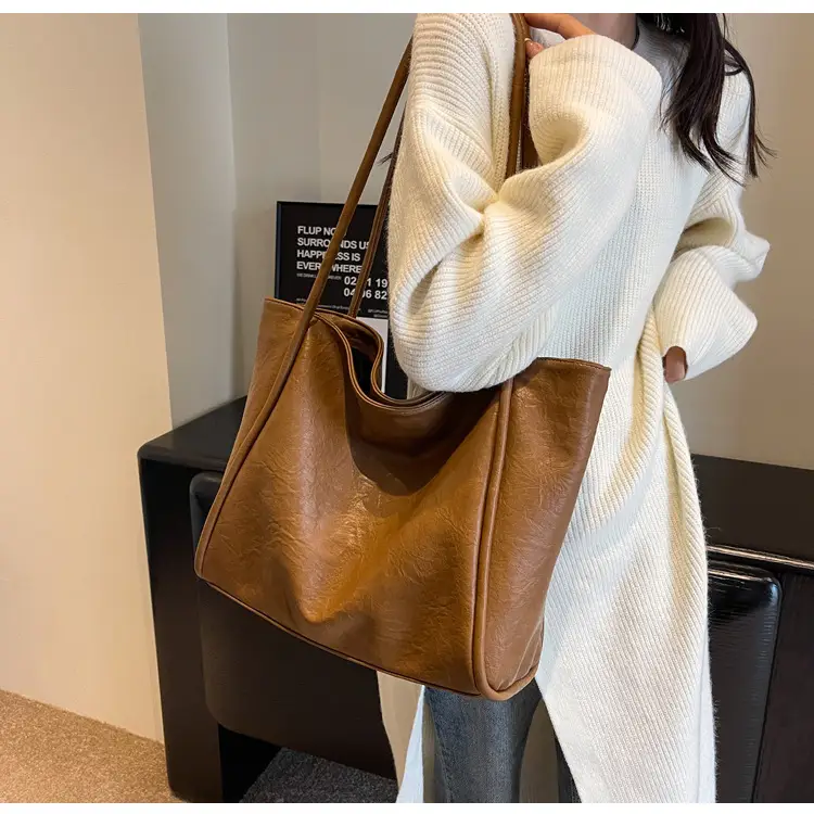 Women's Large Brown Leather Shoulder Bag 2024 — feature 14