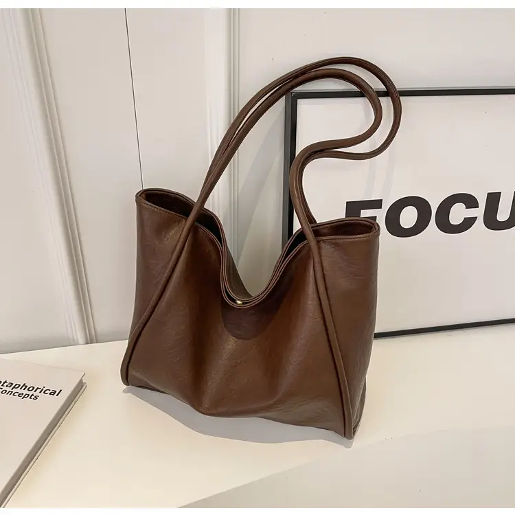 Women's Large Brown Leather Shoulder Bag 2024 — feature 22