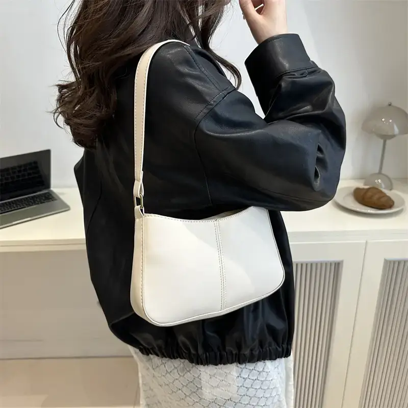Black Shoulder Bag for Women, Large Capacity, Casual Western Style - Image 5