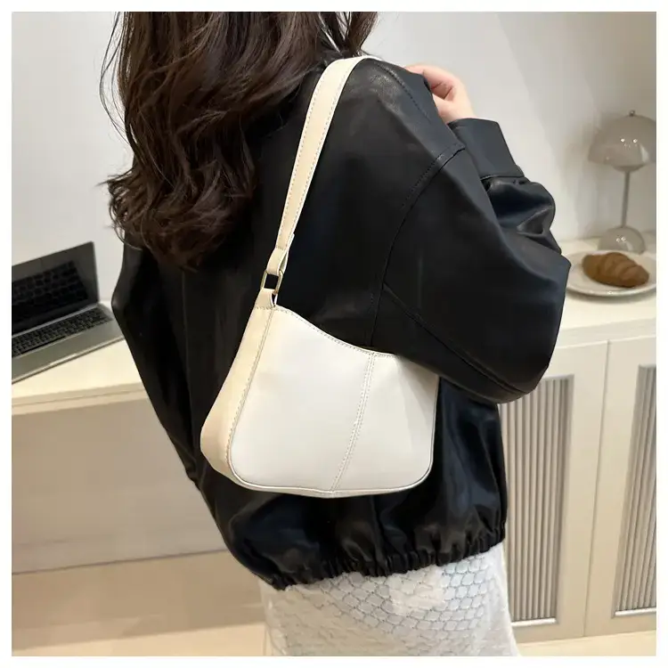 Black Shoulder Bag for Women, Large Capacity, Casual Western Style — feature 10